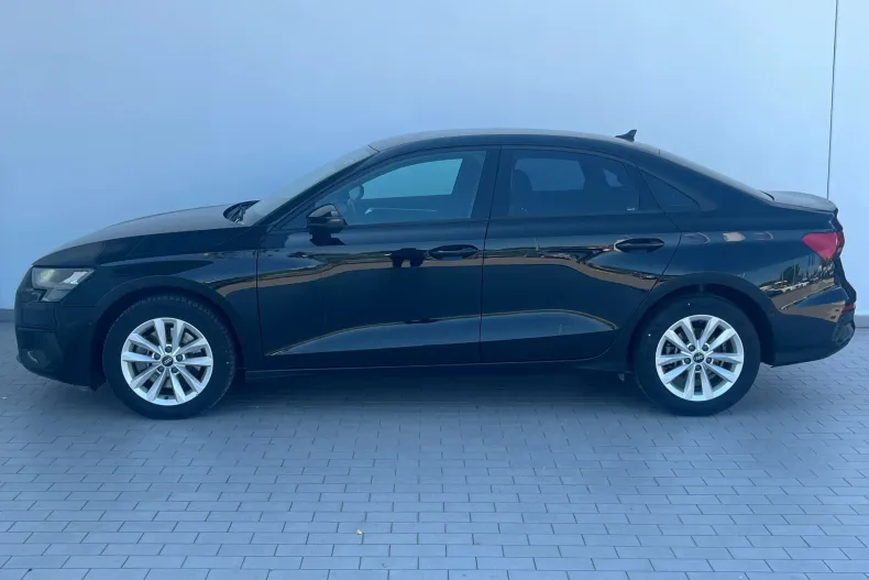 Audi A3 Limuzina din 2021 cu 74.226 km - oferta AUD220236 - foto 3