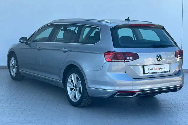 Volkswagen Passat din 2022 cu 108.736 km - oferta VOL220239 - foto 6