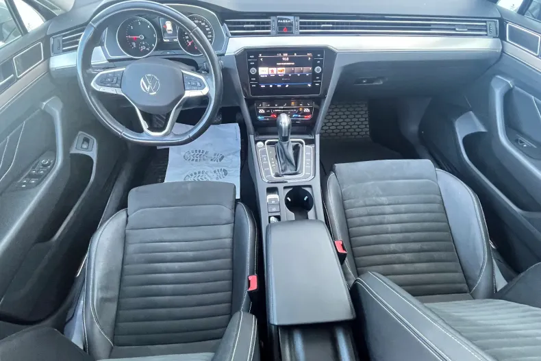 Volkswagen Passat din 2022 cu 108.736 km - oferta VOL220239 - foto 8