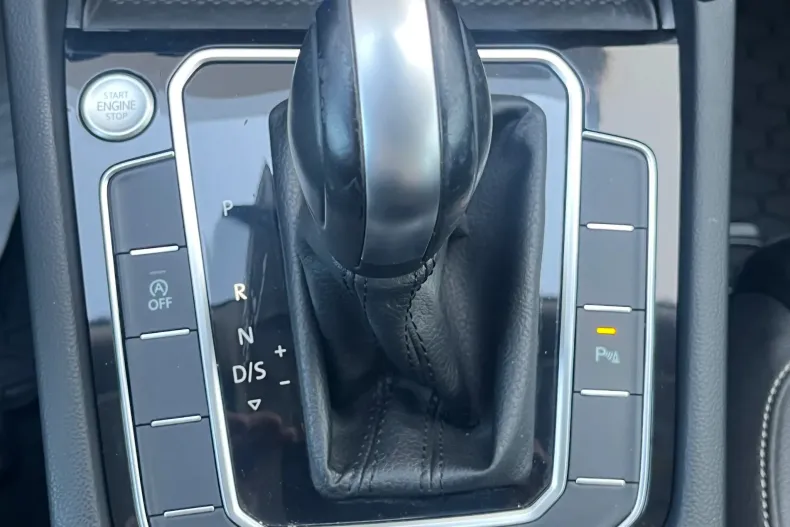 Volkswagen Passat din 2022 cu 108.736 km - oferta VOL220239 - foto 18
