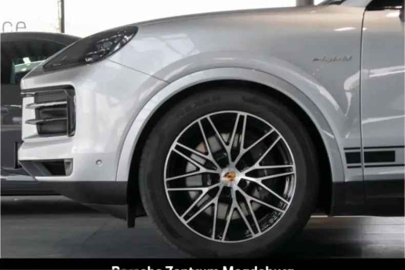 Porsche Cayenne din 2024 cu 21.190 km - oferta POR220242 - foto 11