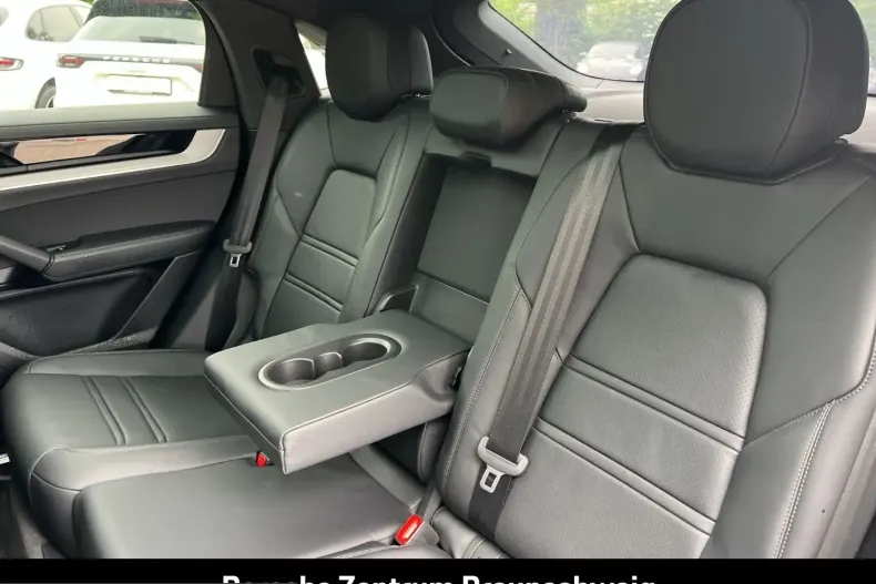 Porsche Cayenne din 2024 cu 27.249 km - oferta POR220245 - foto 9