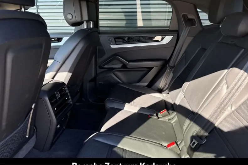 Porsche Cayenne din 2024 cu 17.590 km - oferta POR220249 - foto 16