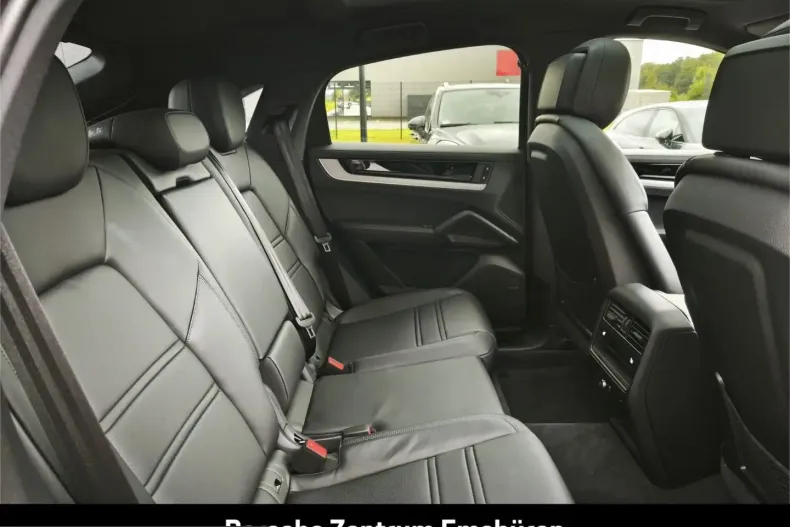 Porsche Cayenne din 2024 cu 17.350 km - oferta POR220252 - foto 21