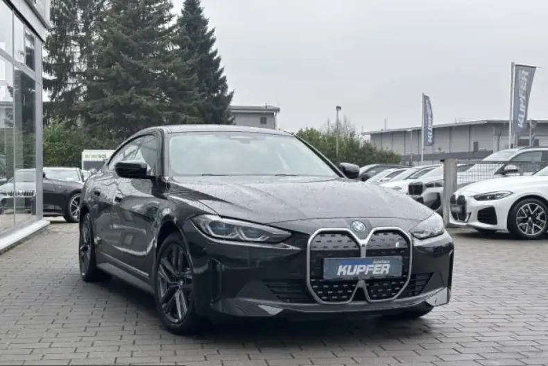 BMW i4 (Seria 4) din 2023 cu 28.990 km - oferta BMW220259 - foto 2