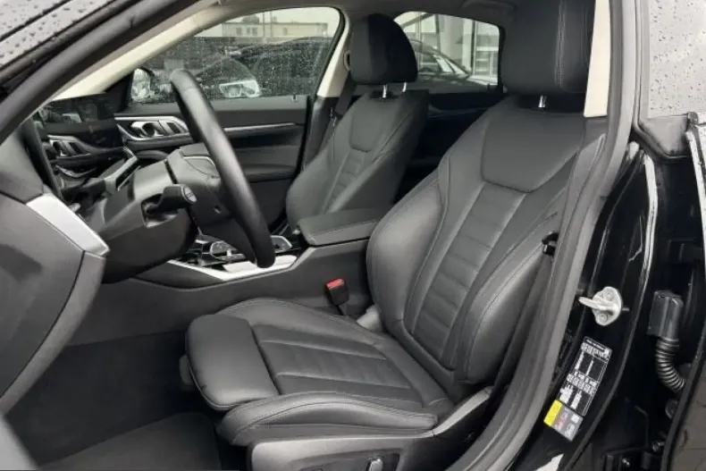 BMW i4 (Seria 4) din 2023 cu 28.990 km - oferta BMW220259 - foto 8