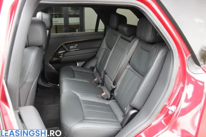 Land Rover Range Rover Sport din 2025 cu 8.410 km - oferta LAN220262 - foto 30