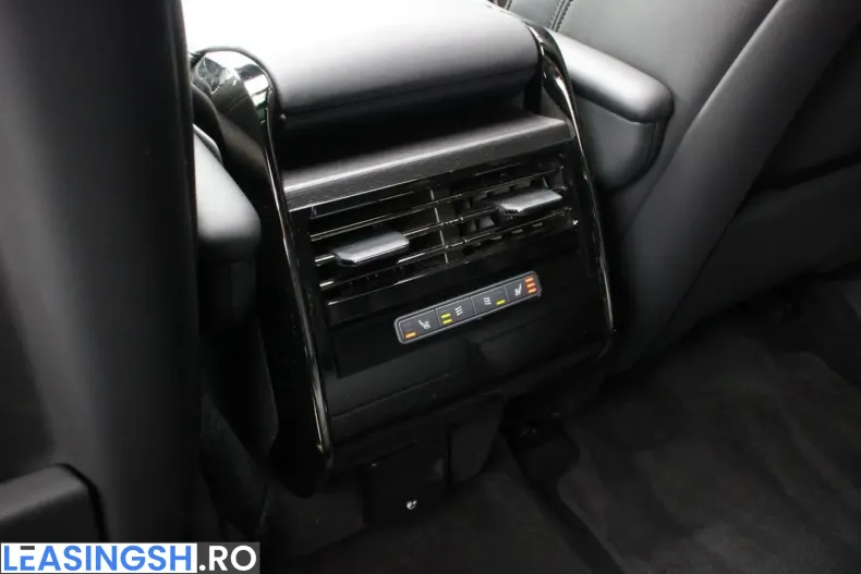Land Rover Range Rover Sport din 2025 cu 8.410 km - oferta LAN220262 - foto 32