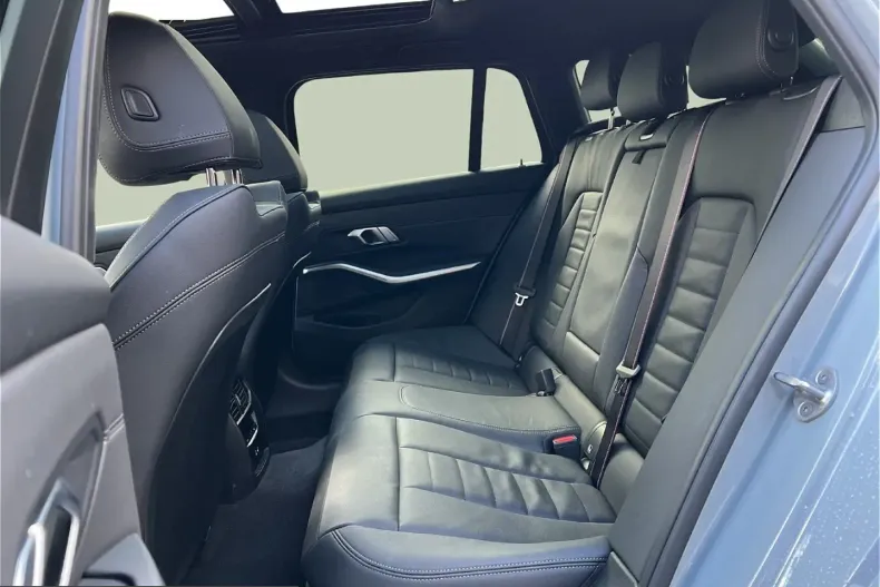 BMW M340i (Seria 3) din 2025 cu 15.500 km - oferta BMW220271 - foto 11