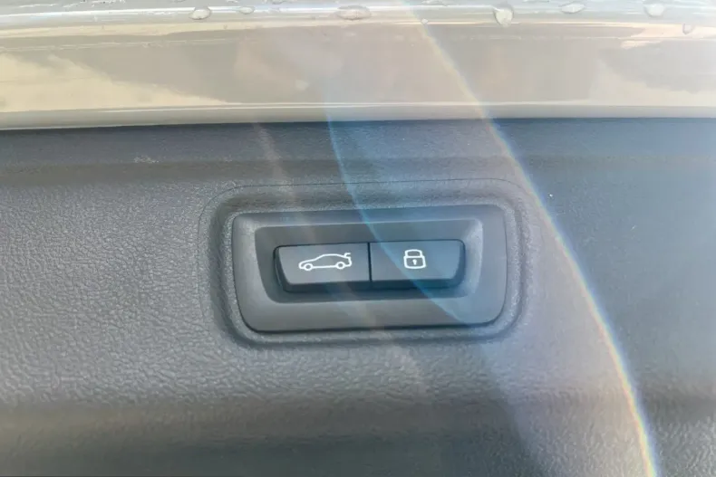 BMW M340i (Seria 3) din 2025 cu 15.500 km - oferta BMW220271 - foto 13