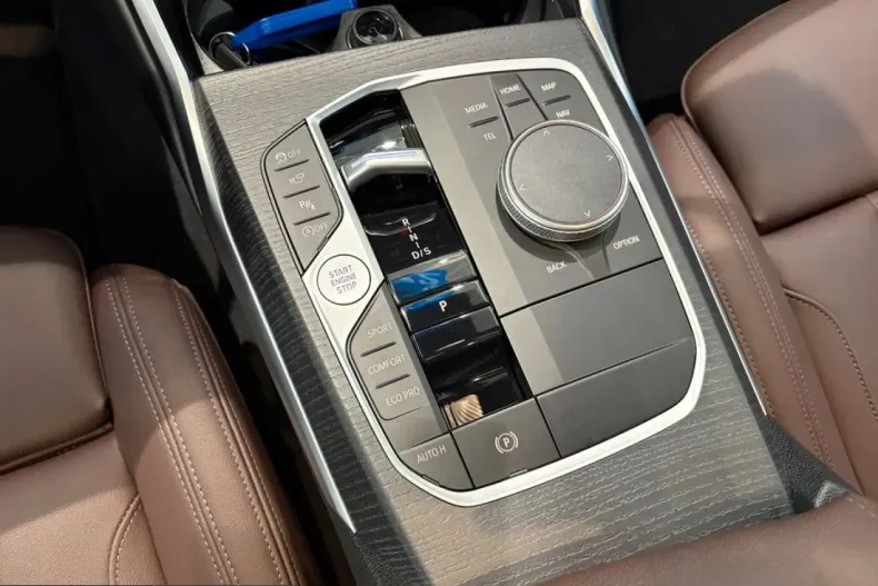 BMW M340i (Seria 3) din 2025 cu 16.665 km - oferta BMW220273 - foto 15