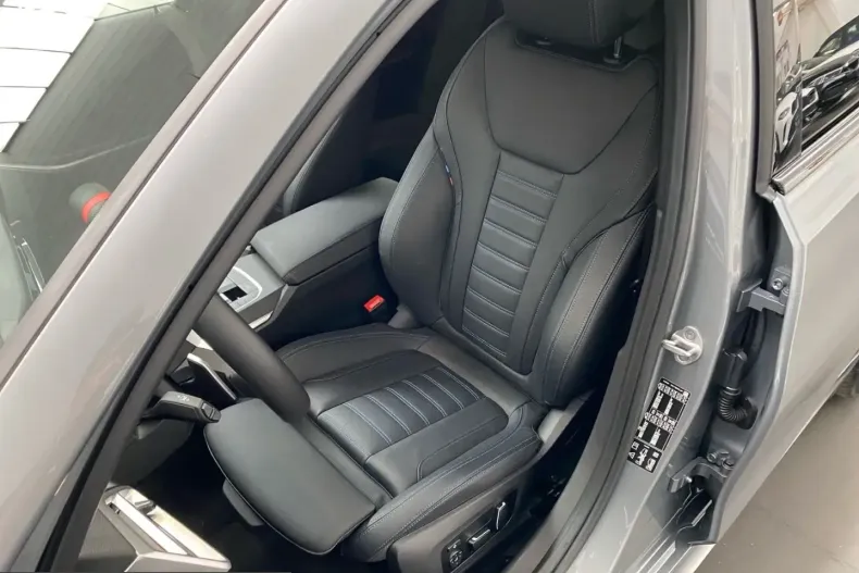 BMW M340i (Seria 3) din 2025 cu 13.100 km - oferta BMW220276 - foto 8