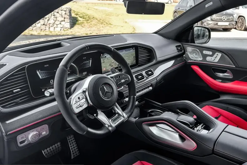 Mercedes-Benz GLE 63 AMG (Clasa GLE) din 2023 cu 45.390 km - oferta MER220281 - foto 9