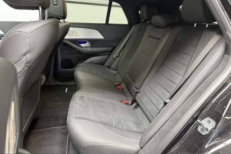 Mercedes-Benz GLE 300 (Clasa GLE) din 2025 cu 10.698 km - oferta MER220283 - foto 6