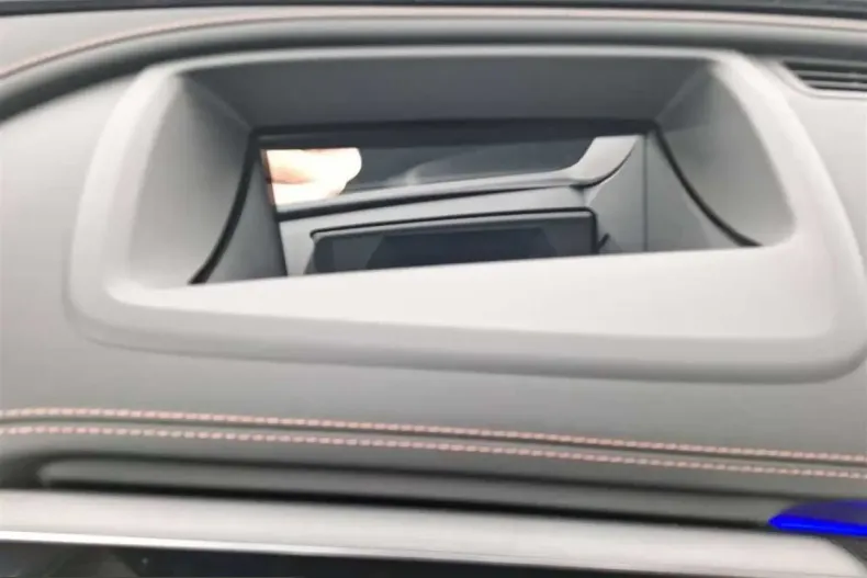 Mercedes-Benz GLC 300 (Clasa GLC) din 2025 cu 20.967 km - oferta MER220285 - foto 24