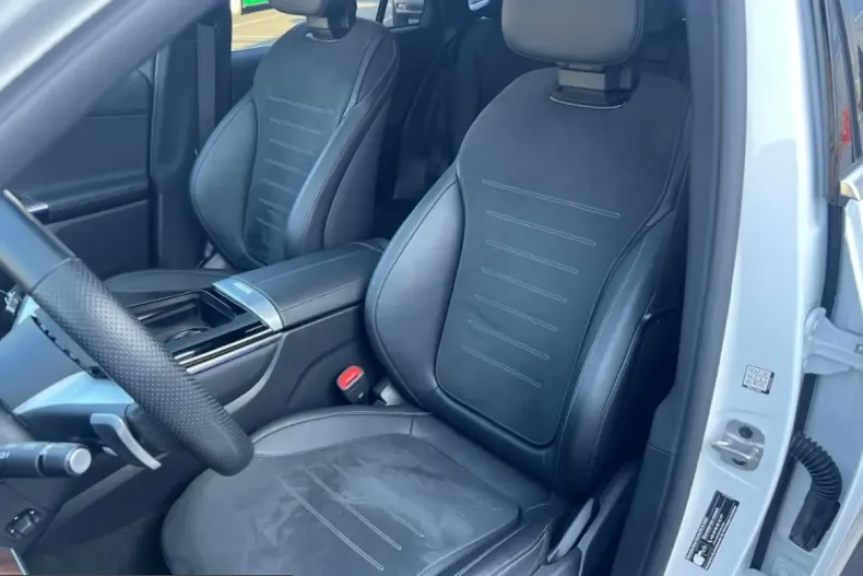 Mercedes-Benz GLC 300 (Clasa GLC) din 2024 cu 28.690 km - oferta MER220286 - foto 9