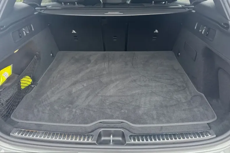 Mercedes-Benz GLC 300 (Clasa GLC) din 2024 cu 8.678 km - oferta MER220291 - foto 13