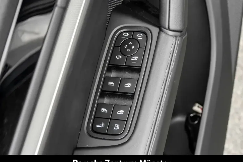 Porsche Cayenne din 2024 cu 8.180 km - oferta POR220300 - foto 19