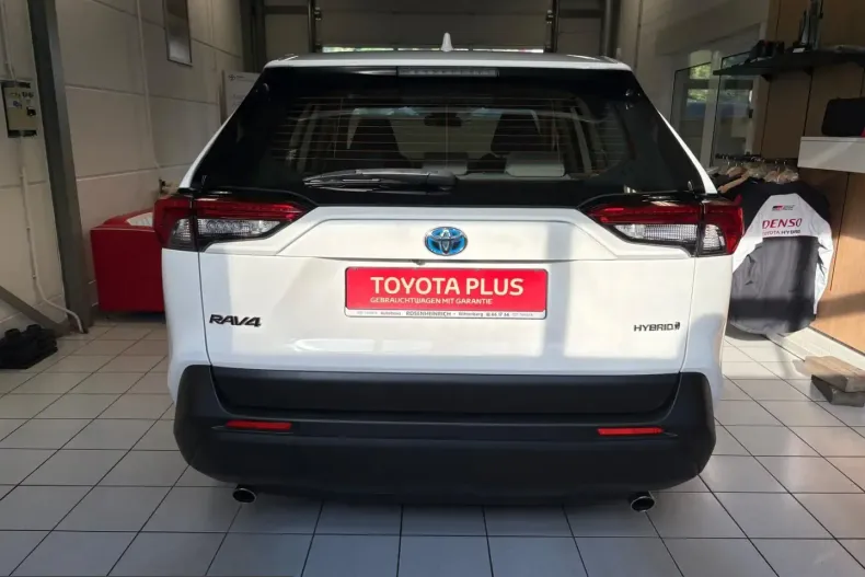 Toyota RAV4 din 2021 cu 73.377 km - oferta TOY220308 - foto 2