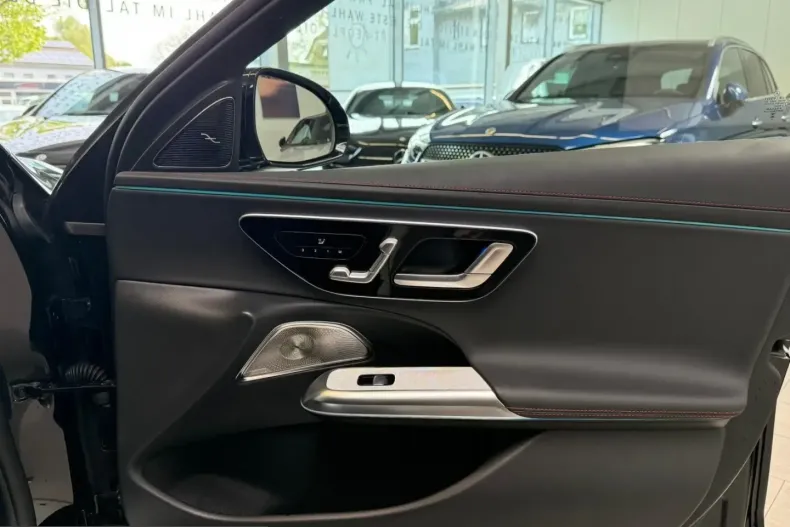 Mercedes-Benz E 53 AMG (Clasa E) din 2025 cu 41.842 km - oferta MER220316 - foto 18
