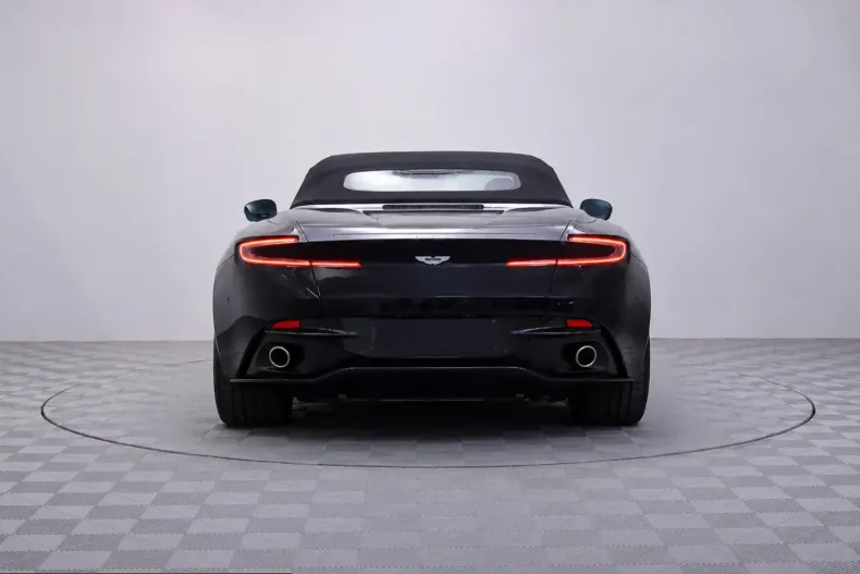 Aston Martin DB12 din 2024 cu 1.500 km - oferta AST220320 - foto 4