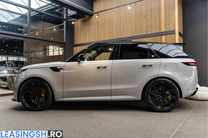 Land Rover Range Rover Sport din 2025 cu 9.982 km - oferta LAN220321 - foto 3