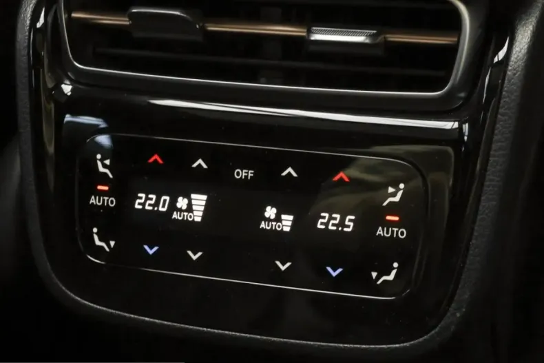 Mercedes-Benz EQE SUV din 2025 cu 19.767 km - oferta MER220337 - foto 8