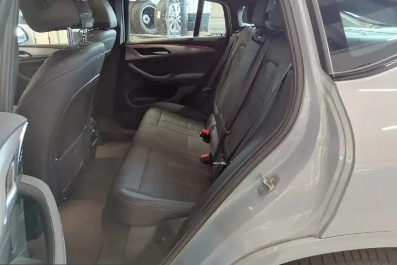BMW X4 (Seria X) din 2024 cu 29.000 km - oferta BMW220339 - foto 12