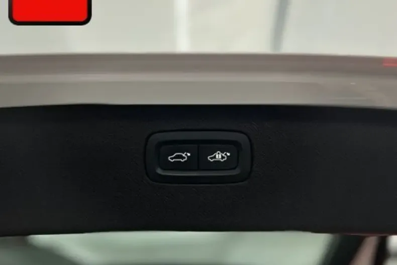 Volvo XC90 din 2025 cu 29.987 km - oferta VOL220345 - foto 23