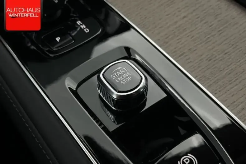 Volvo XC90 din 2025 cu 29.987 km - oferta VOL220345 - foto 33