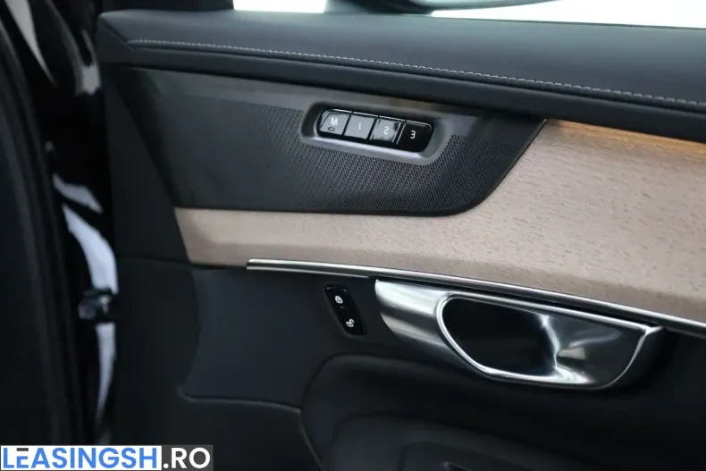 Volvo XC90 din 2025 cu 18.640 km - oferta VOL220347 - foto 20