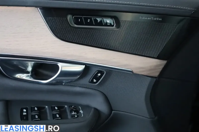 Volvo XC90 din 2025 cu 18.640 km - oferta VOL220347 - foto 24