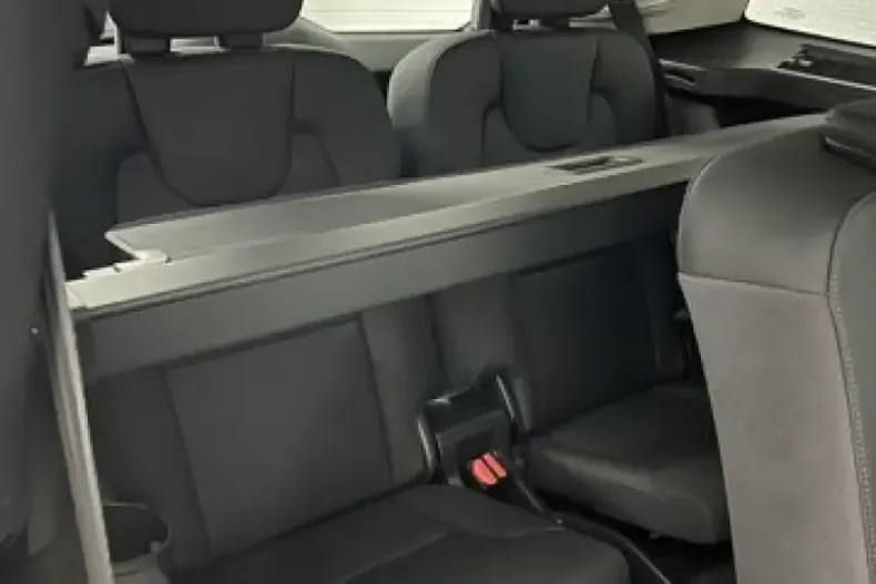 Volvo XC90 din 2025 cu 15.550 km - oferta VOL220348 - foto 10