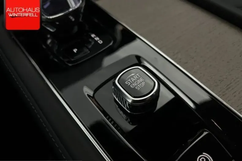 Volvo XC90 din 2025 cu 15.550 km - oferta VOL220348 - foto 34