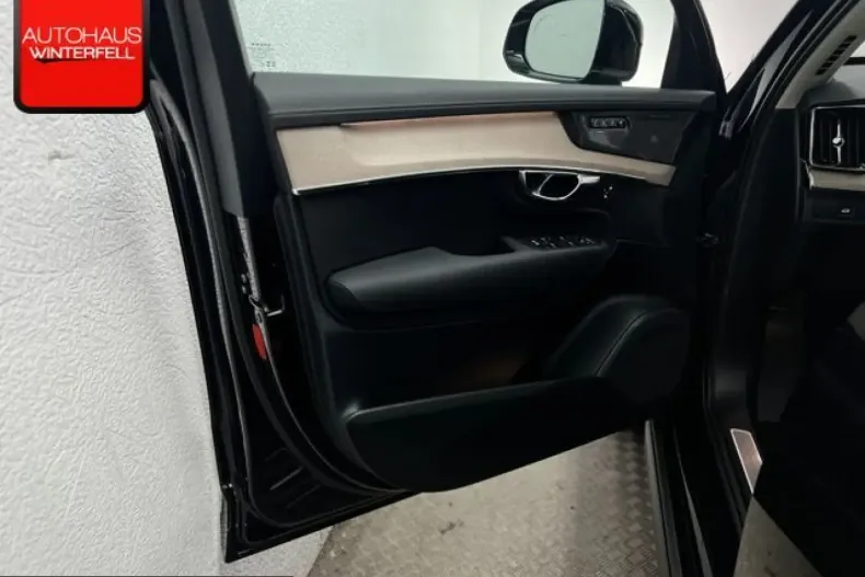 Volvo XC90 din 2025 cu 15.550 km - oferta VOL220348 - foto 36