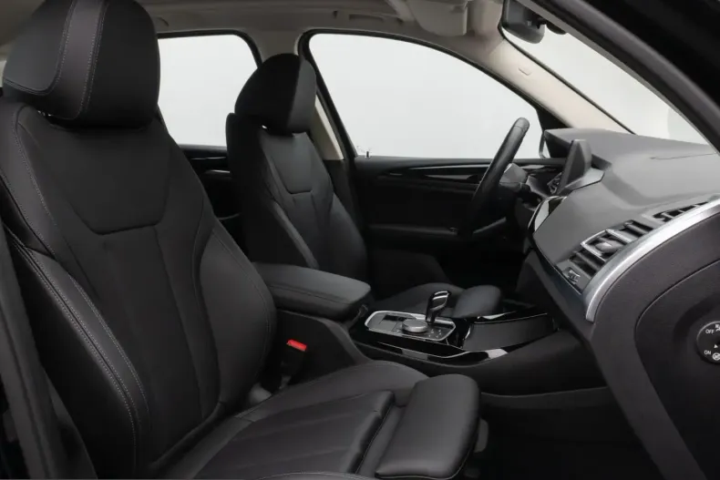 BMW X3 (Seria X) din 2023 cu 58.954 km - oferta BMW220359 - foto 34