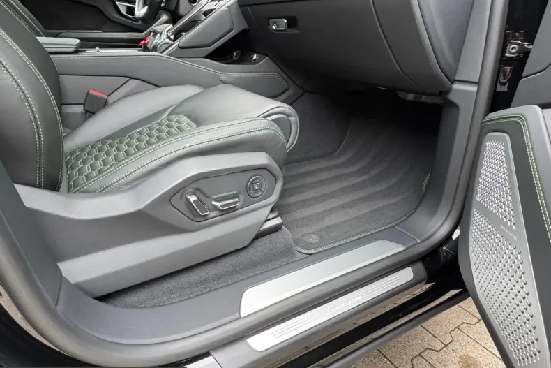 Lamborghini Urus din 2022 cu 36.004 km - oferta LAM220363 - foto 35