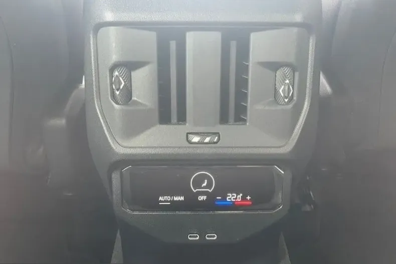 BMW X3 (Seria X) din 2025 cu 12.000 km - oferta BMW220378 - foto 10