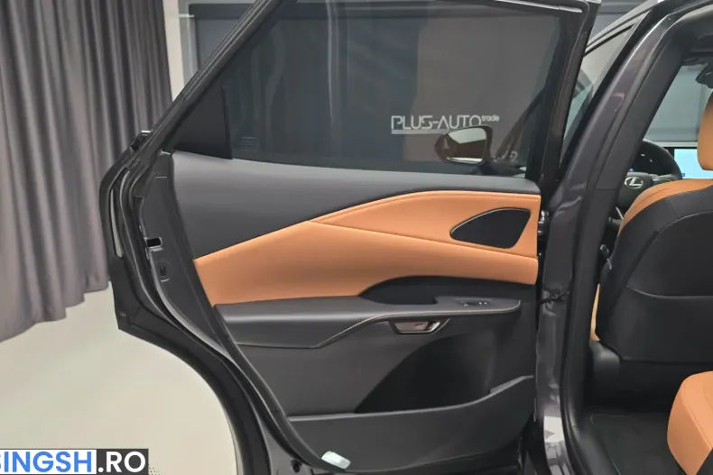 Lexus RX 450 din 2025 cu 9.800 km - oferta LEX220392 - foto 22