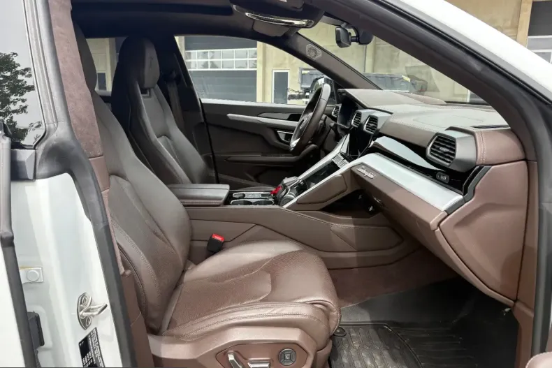 Lamborghini Urus din 2022 cu 79.000 km - oferta LAM220393 - foto 18