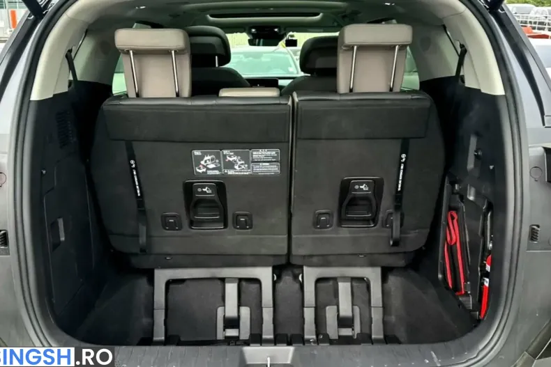 Kia Carnival din 2025 cu 12.094 km - oferta KIA220403 - foto 7
