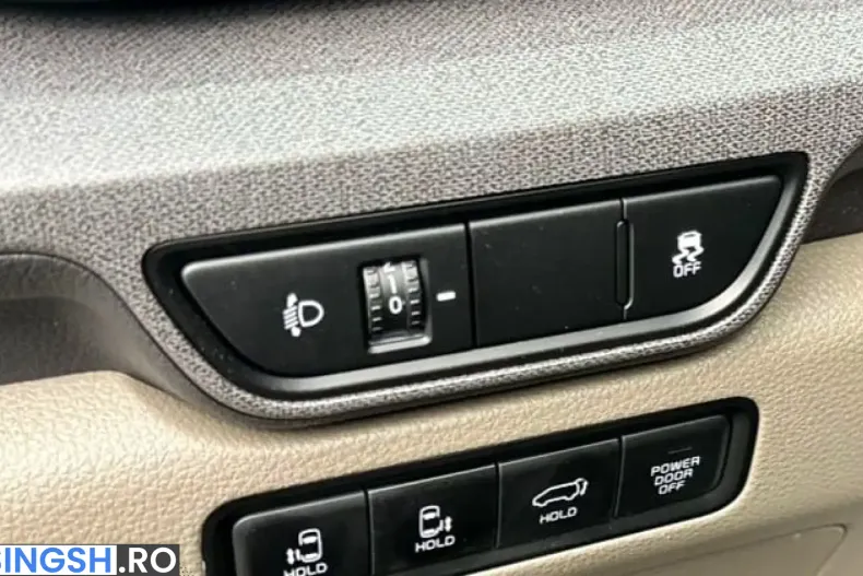 Kia Carnival din 2025 cu 12.094 km - oferta KIA220403 - foto 11
