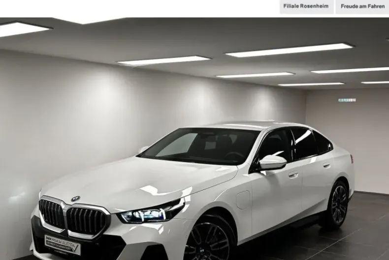 BMW 550 (Seria 5) din 2025 cu 15.590 km - oferta BMW220411 - foto 1