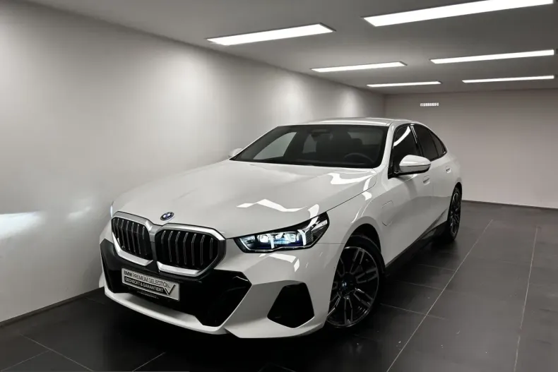BMW 550 (Seria 5) din 2025 cu 15.590 km - oferta BMW220411 - foto 6