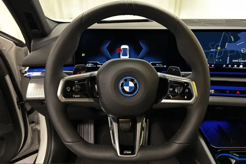 BMW 550 (Seria 5) din 2025 cu 15.590 km - oferta BMW220411 - foto 30