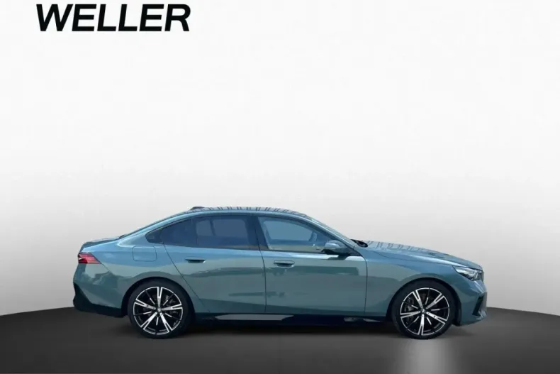 BMW 550 (Seria 5) din 2025 cu 12.695 km - oferta BMW220413 - foto 2
