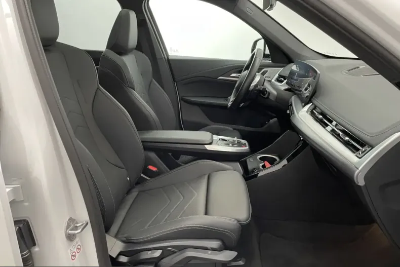 BMW X1 (Seria X) din 2024 cu 65.000 km - oferta BMW220426 - foto 11