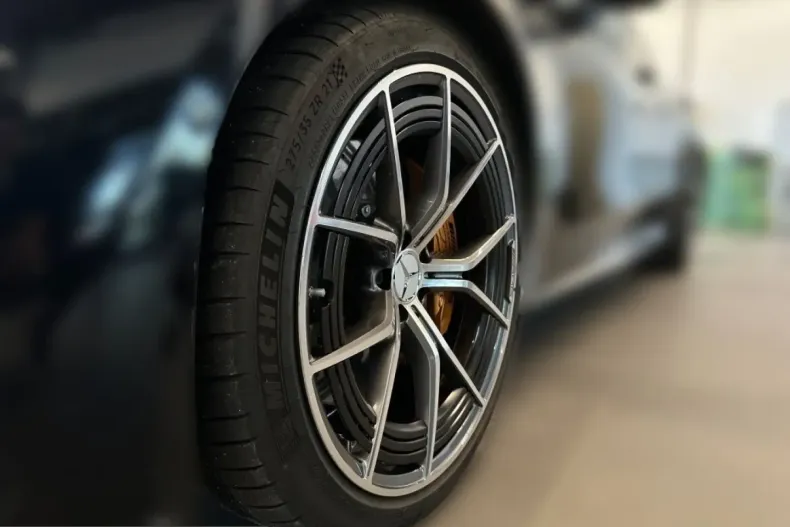 Mercedes-Benz AMG GT (Clasa GT) din 2025 cu 11.370 km - oferta MER220454 - foto 3