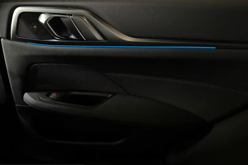 BMW 420d (Seria 4) din 2025 cu 22.590 km - oferta BMW220455 - foto 33