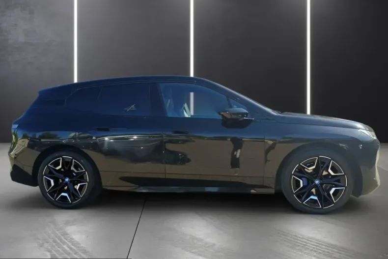 BMW iX din 2023 cu 48.903 km - oferta BMW220458 - foto 2